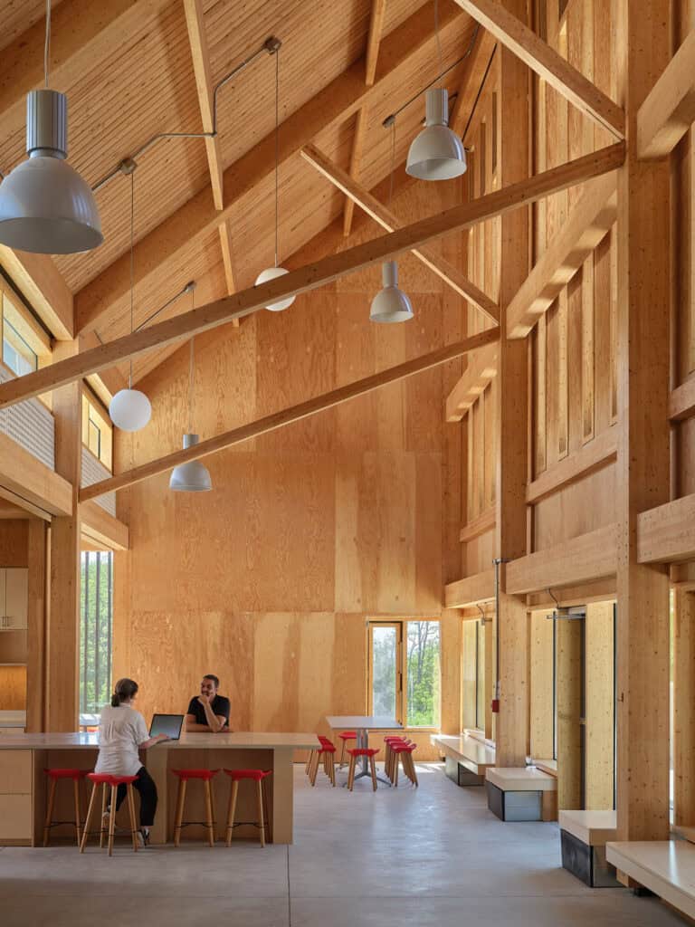 Quinze & Milan projectinrichting in Koffler Scientific Reserve, King City, Ontario, Canada