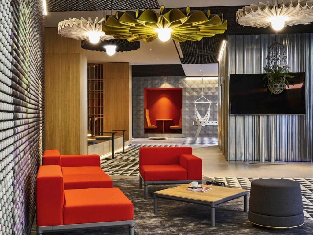 Quinze & Milan projectinrichting in Ibis Hotel Barcelona, Barcelona, Spain