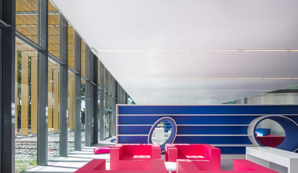 Quinze & Milan projectinrichting in Pontivy Media Library, Pontivy, France