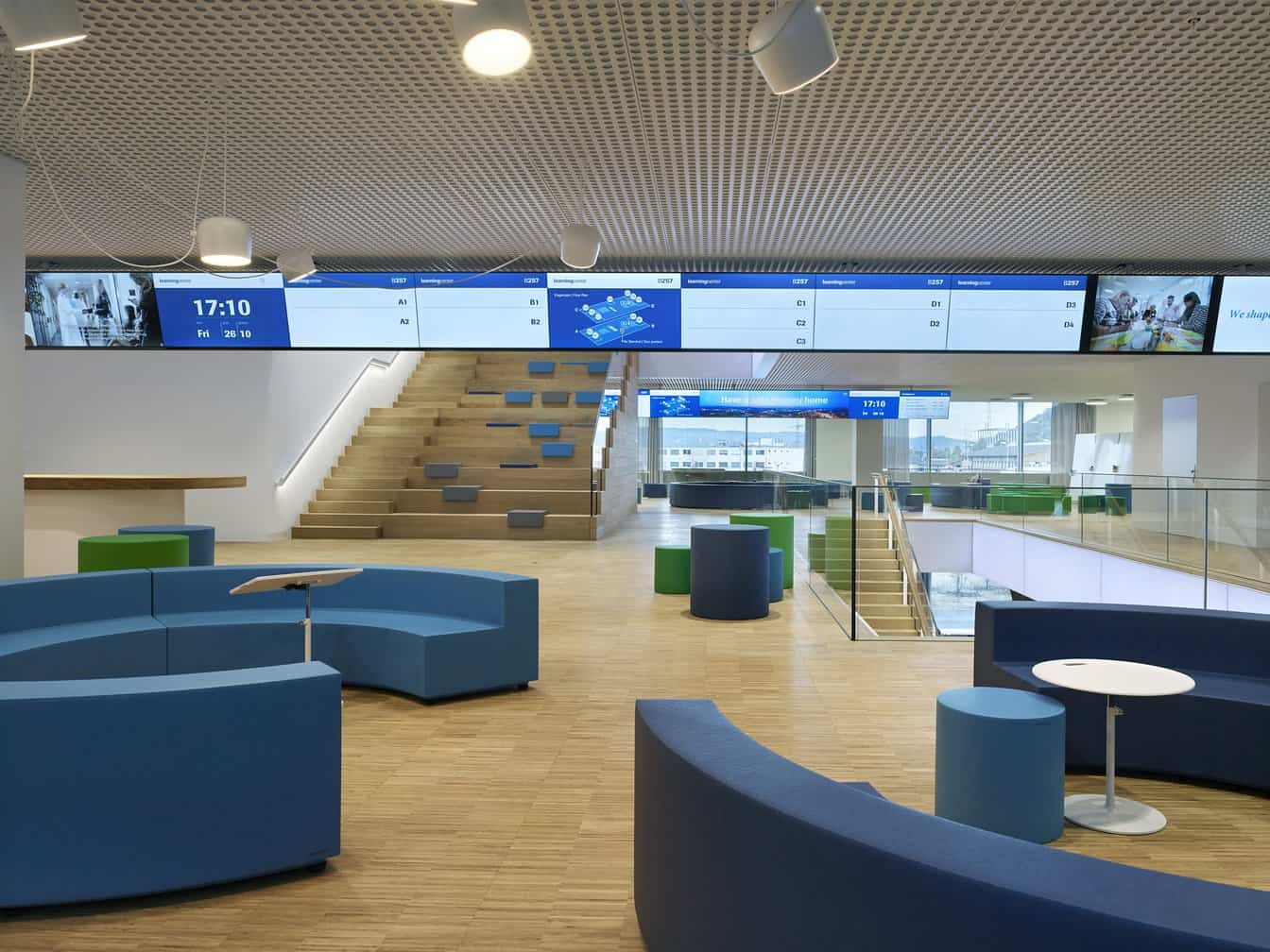 Quinze & Milan projectinrichting in Roche Learning Center, Kaiseraugst, Switzerland